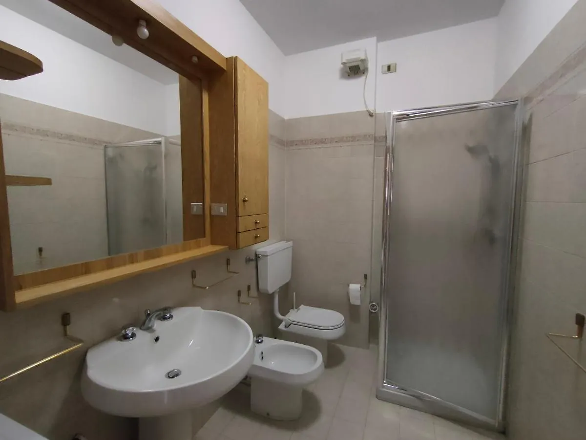 Iseolakerental- Casa Trentapassi Riva di Solto Italië